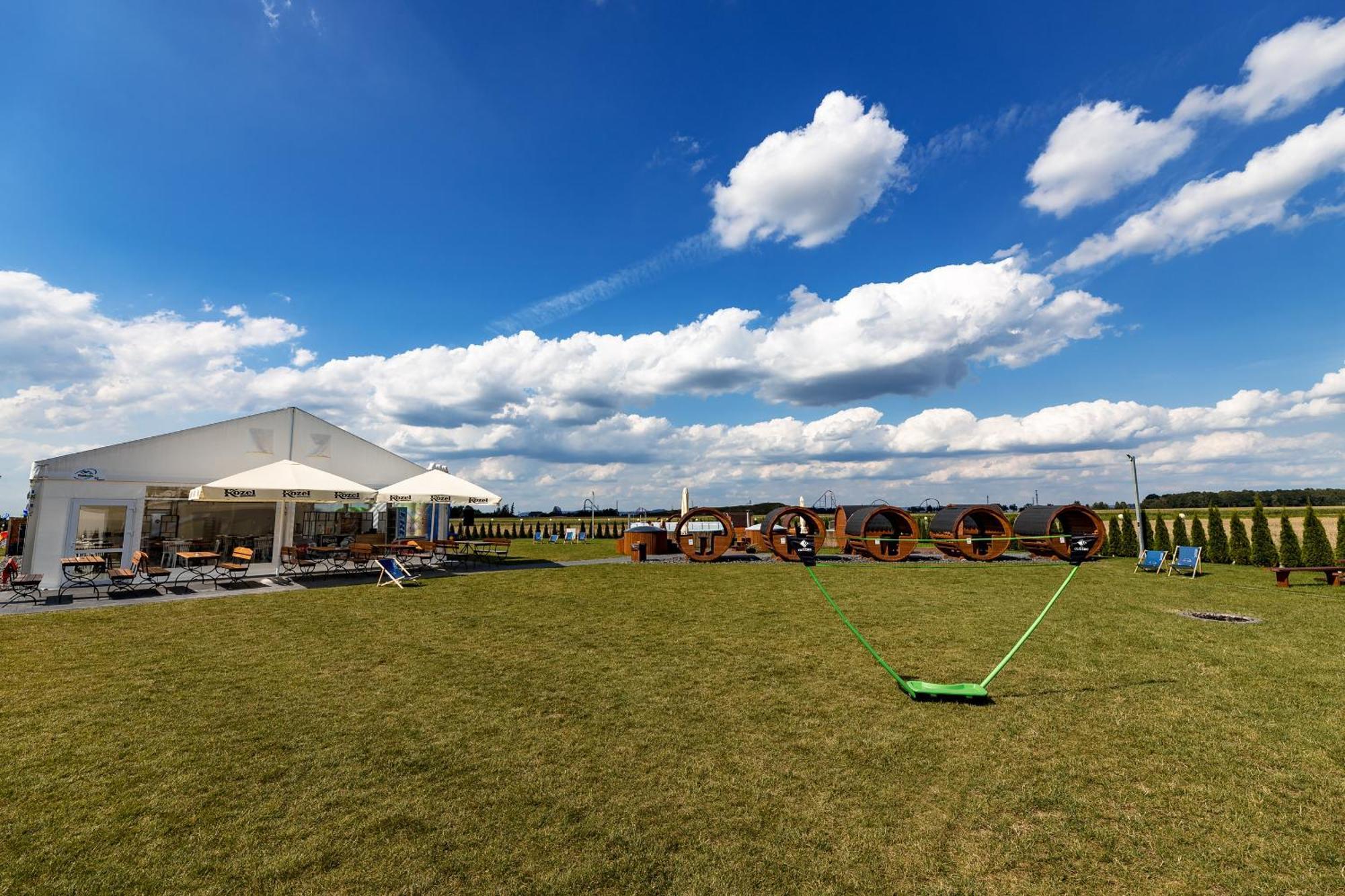 Fantazja Resort Zator Bagian luar foto